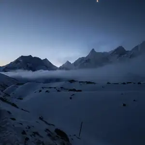 Dharmashala to Larkye La